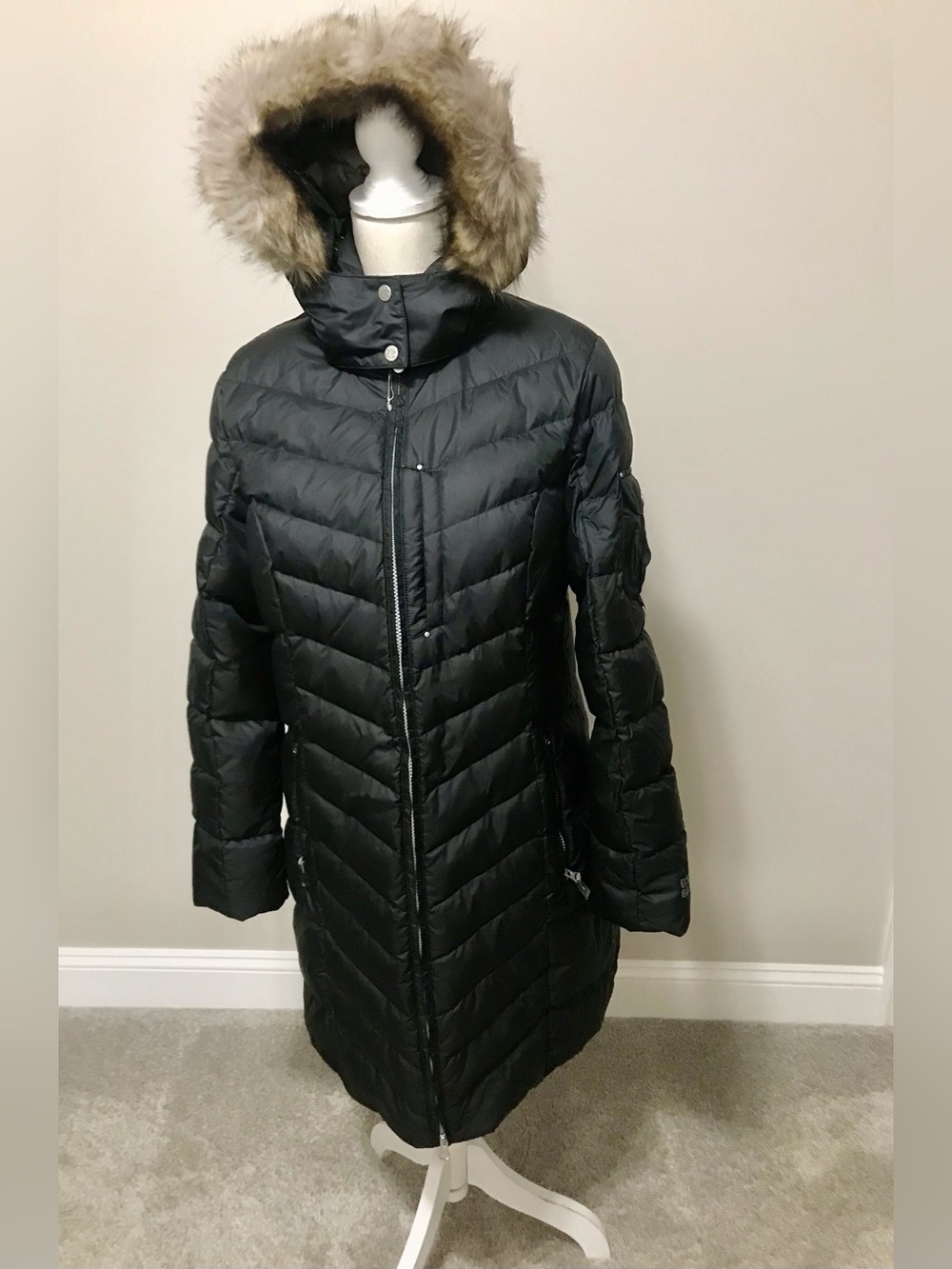 Eddie Bauer Sun Valley Black 650 Down Parka Coat Removable Faux Fur hood - Picture 3 of 13